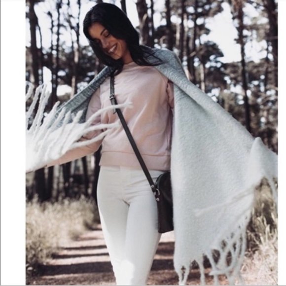 Anthropologie Scarf "EUC" - Picture 8 of 10